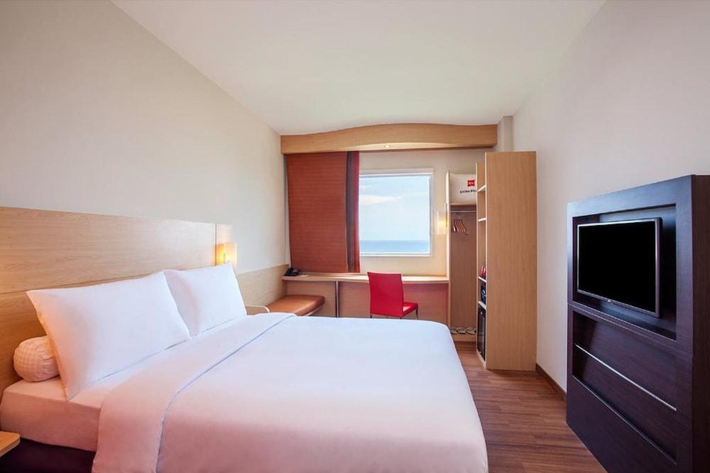 Ibis Manado City Center Boulevard Eksteriør billede