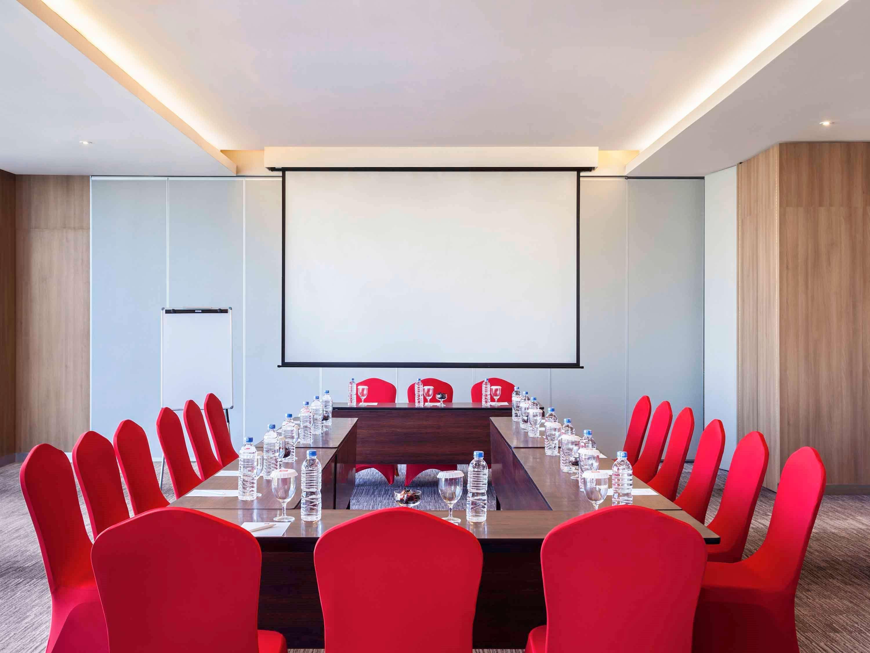 Ibis Manado City Center Boulevard Eksteriør billede