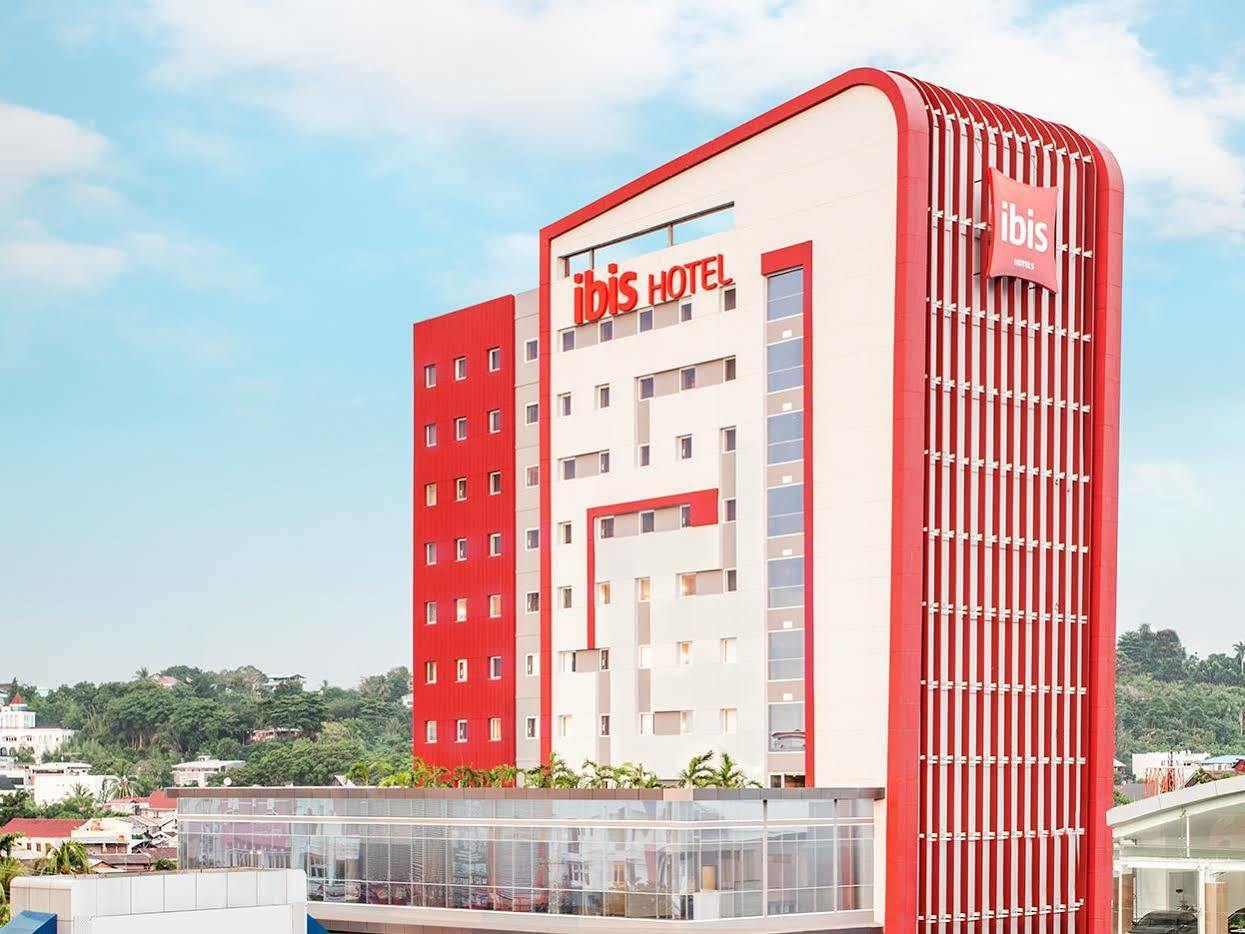 Ibis Manado City Center Boulevard Eksteriør billede