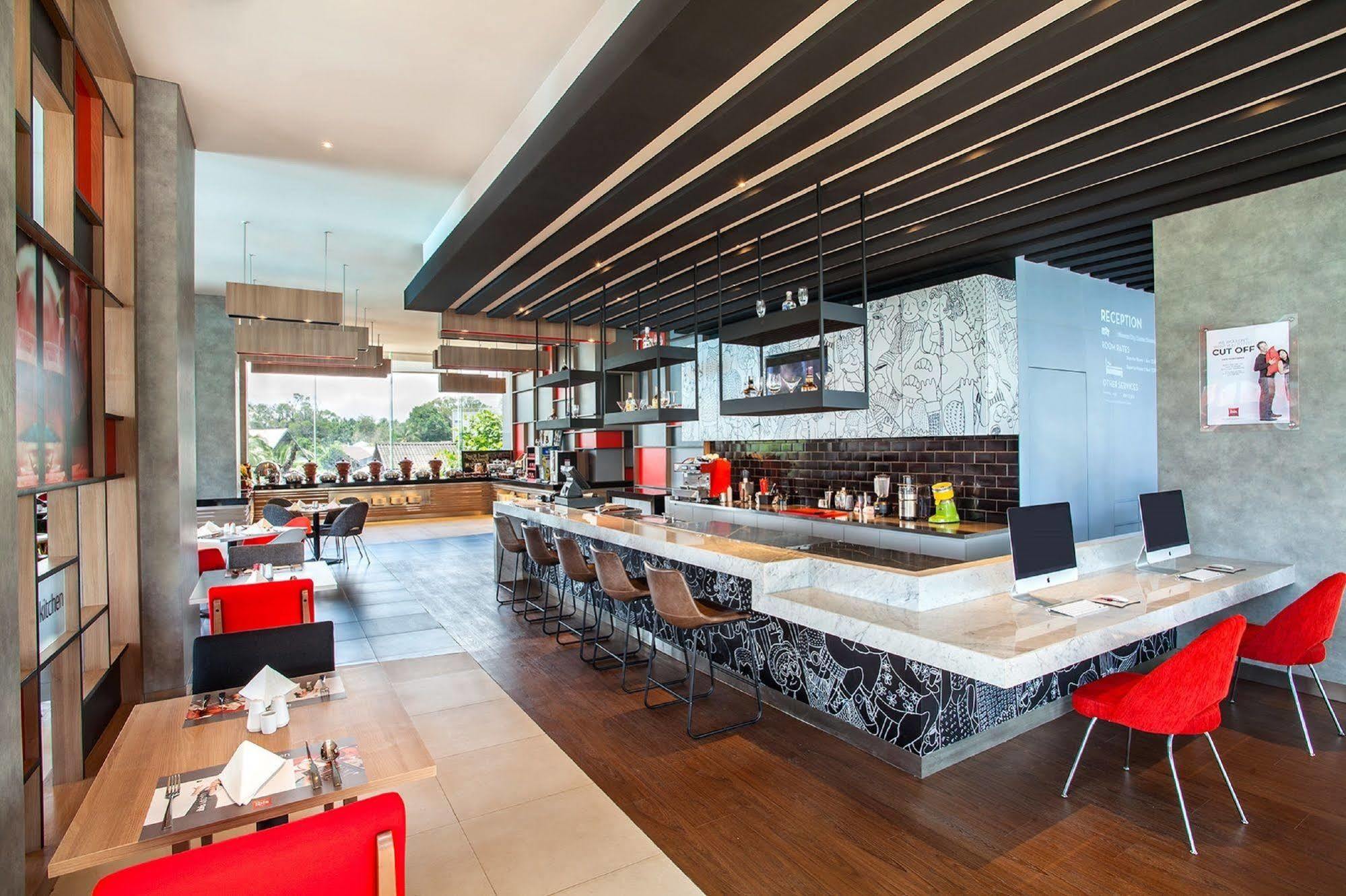 Ibis Manado City Center Boulevard Eksteriør billede